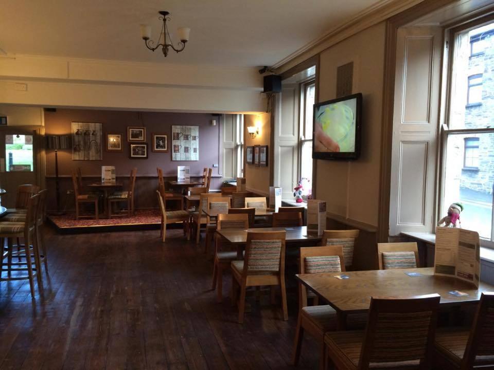 Markets Tavern Hotel ブレコン エクステリア 写真